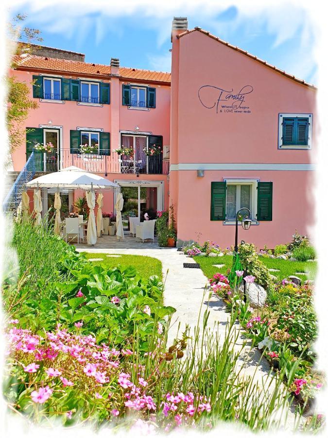 Casa Vacanze Family Albisola Superiore Dış mekan fotoğraf